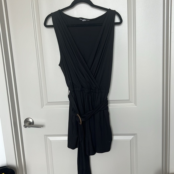 Steve Madden Valleri Belted Romper - Picture 2 of 7